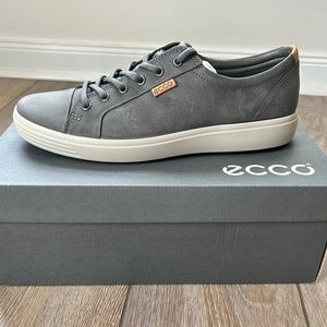 Men's NEW Size 11 Ecco Nubuck Soft Leather Sneakers in Titanium FREE SHIP